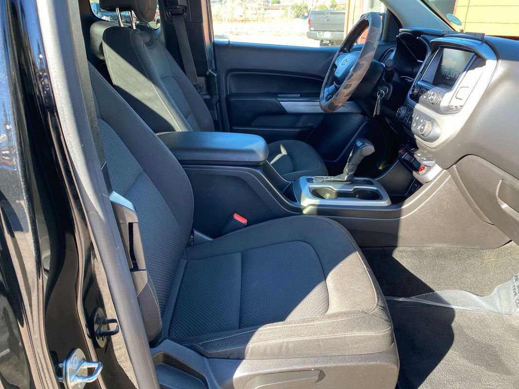 Used 2015 Chevrolet Colorado LT w/ LT Convenience Package image 32