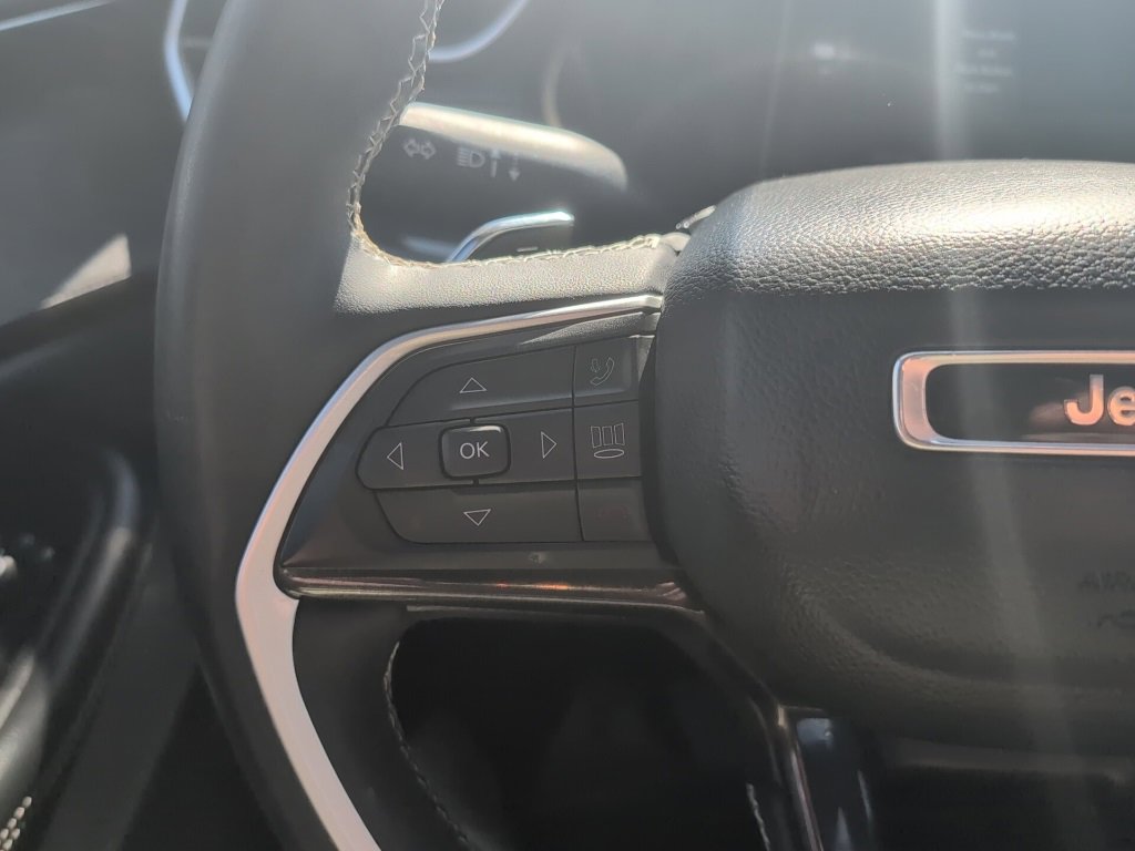 Used 2023 Jeep Grand Cherokee Altitude image 25