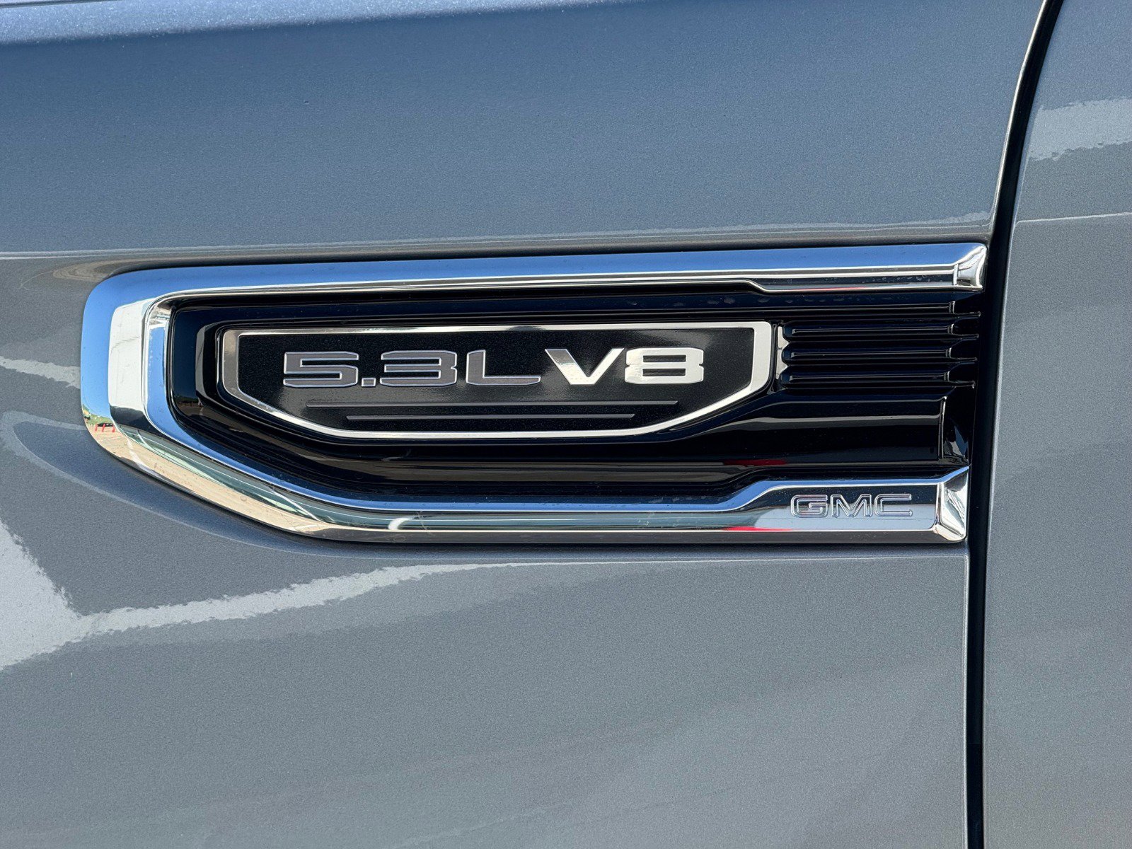 New 2026 GMC Sierra 1500 SLT w/ SLT Premium Plus Package image 8