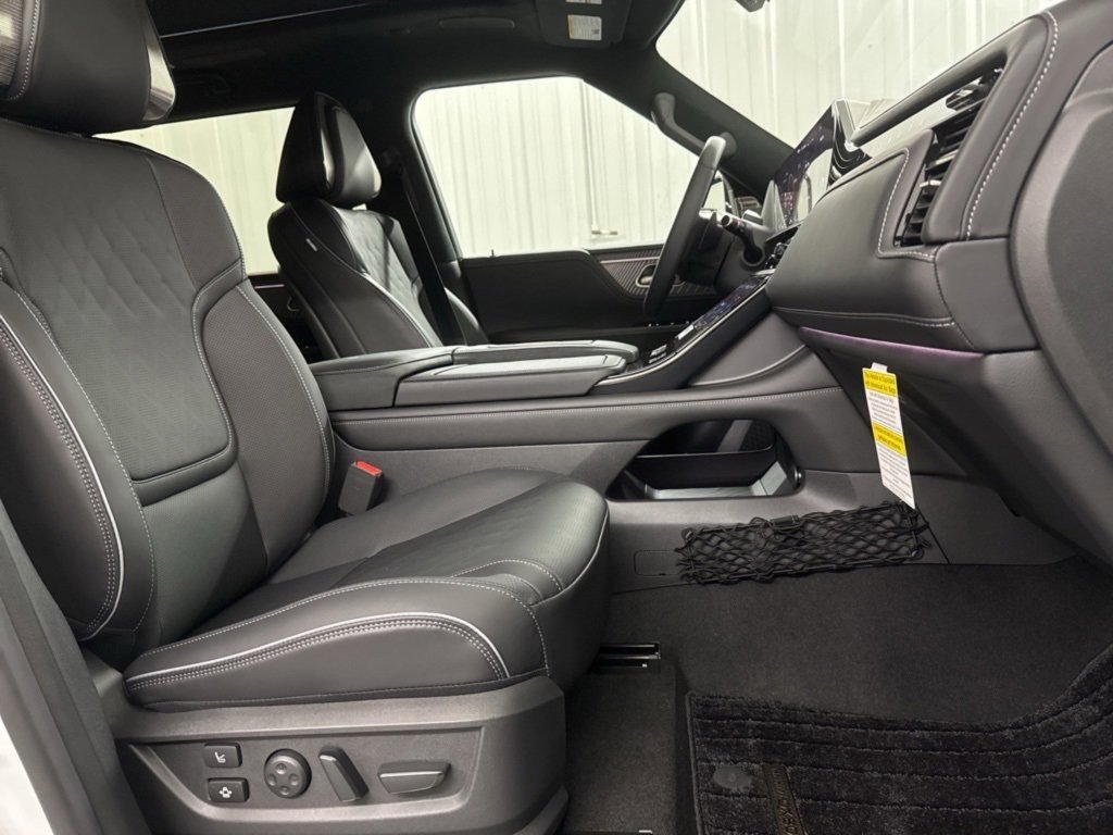 New 2026 INFINITI QX80 Autograph image 36