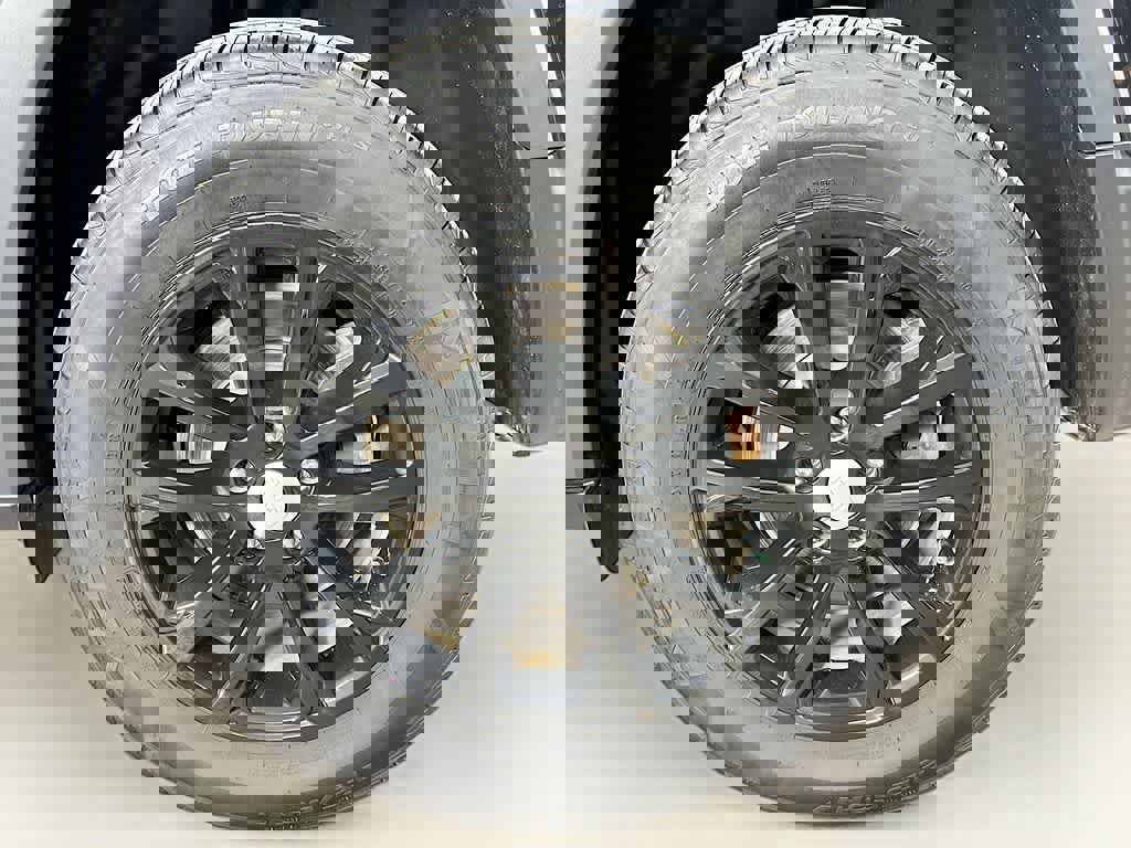 Used 2022 Jeep Cherokee Latitude Lux w/ Sun & Sound Group image 8