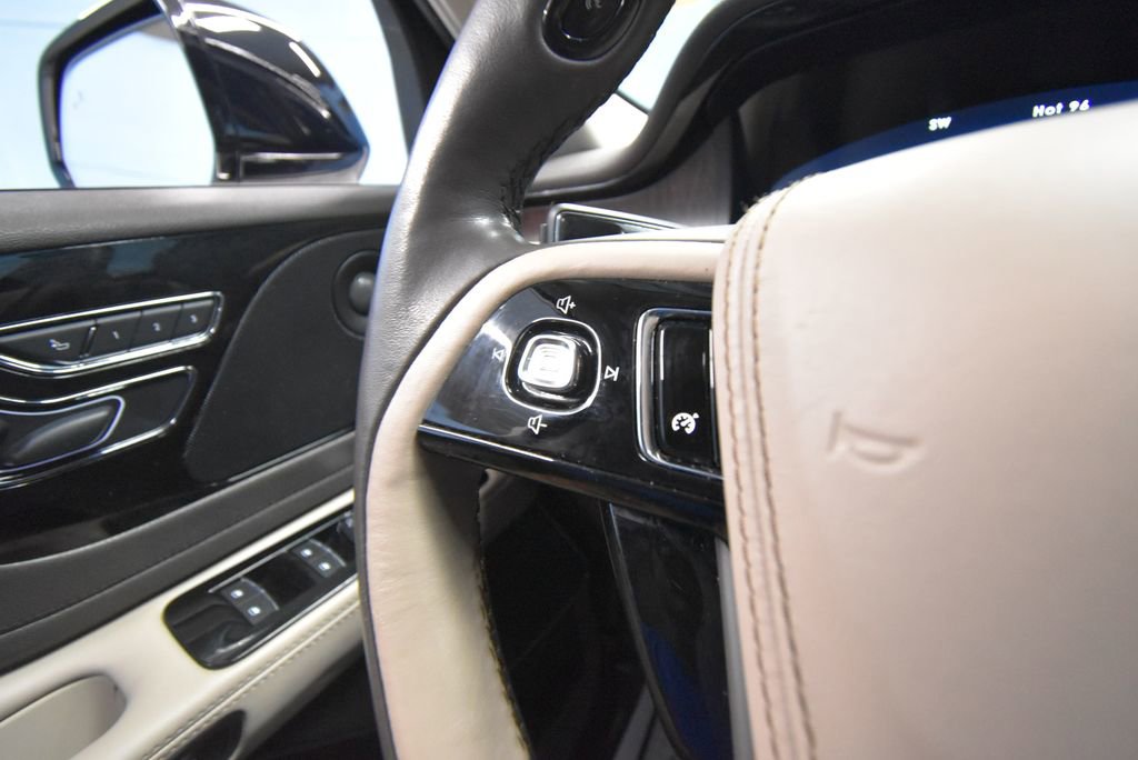 Used 2021 Lincoln Aviator Reserve w/ Elements Package Plus image 13