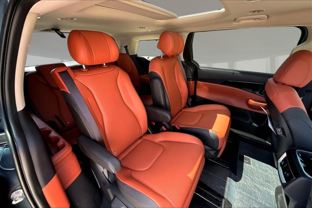 New 2026 Kia Carnival SX Prestige FWD image 9