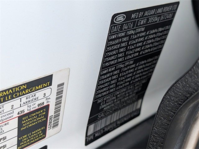 Used 2016 Land Rover Range Rover HSE image 38