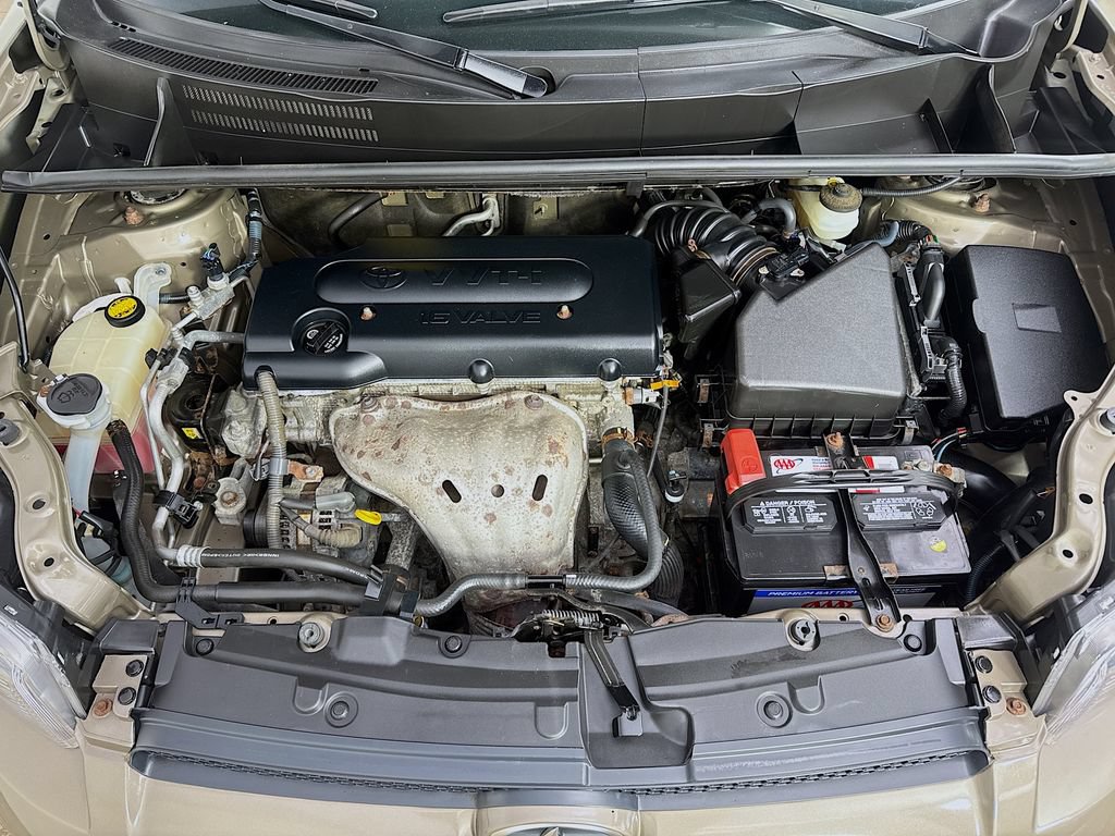 Used 2012 Scion xB FWD image 32