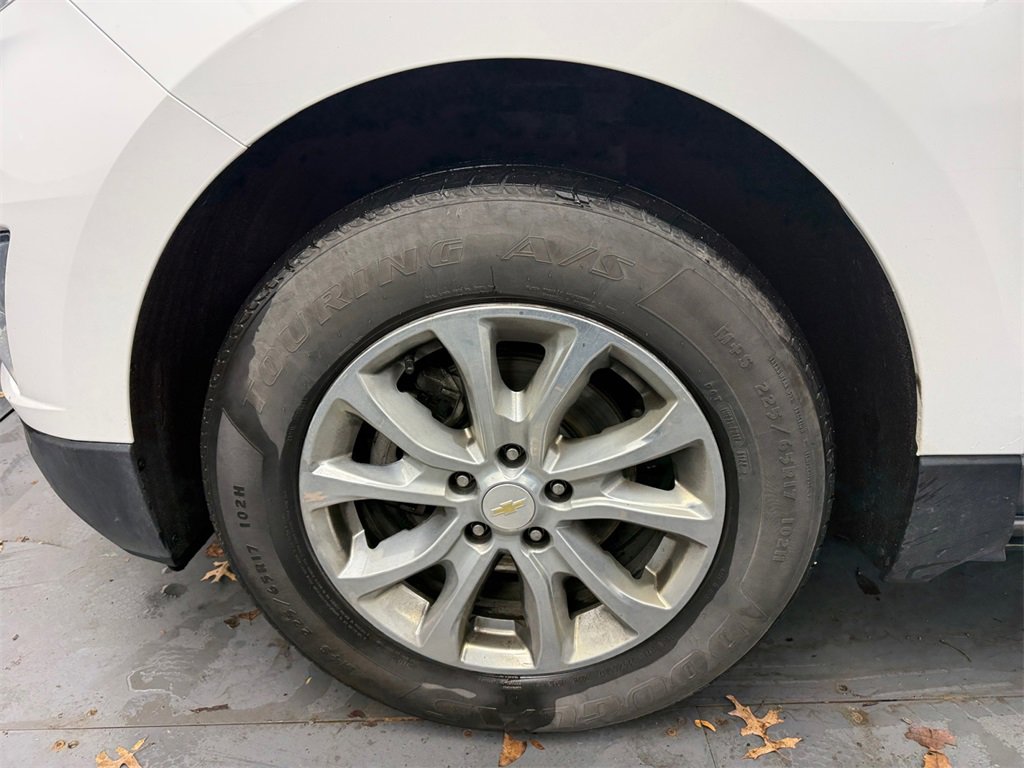 Used 2019 Chevrolet Equinox LS w/ LS Convenience Package image 37