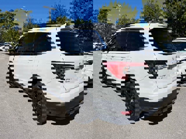 Used 2021 Honda Pilot Special Edition image 3