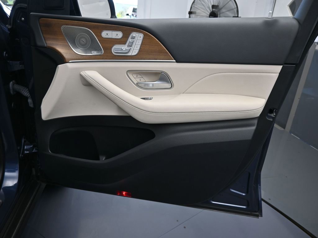 Used 2024 Mercedes-Benz GLE 450e 4MATIC image 62