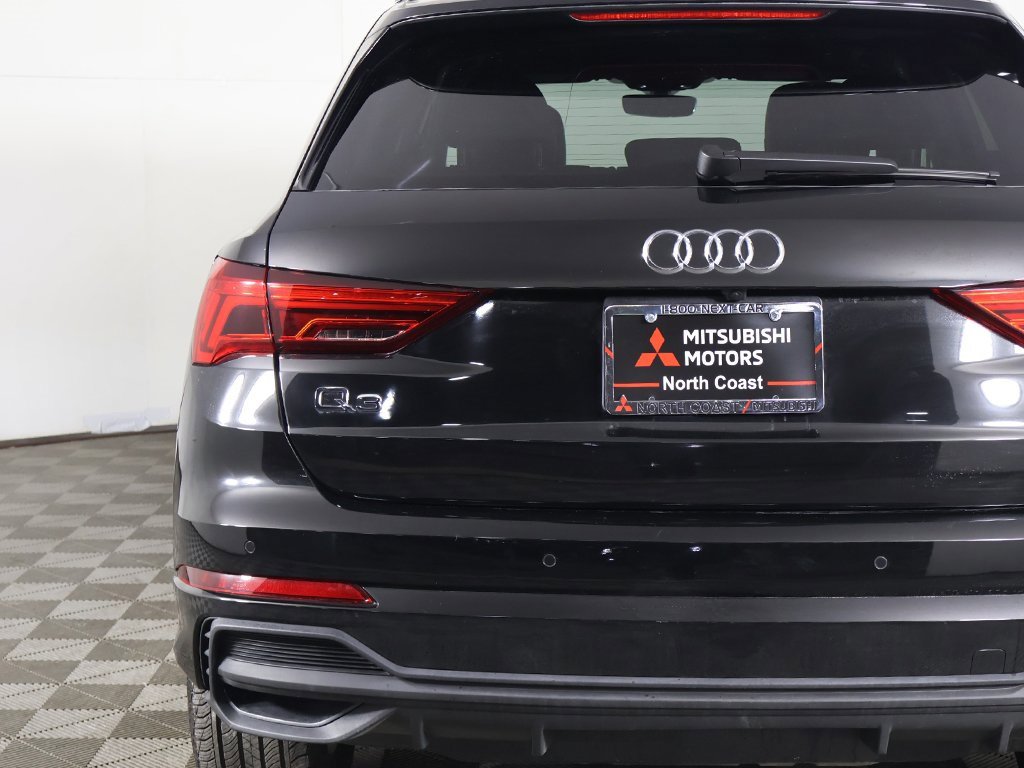 Used 2023 Audi Q3 2.0T Premium Plus w/ Premium Plus Package image 16
