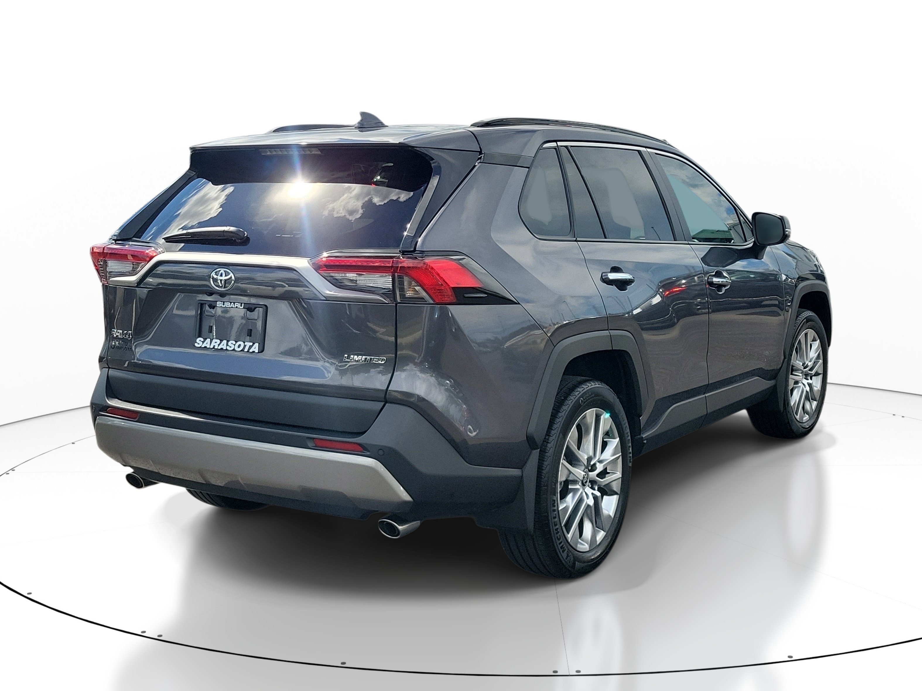 Used 2024 Toyota RAV4 Limited FWD image 6