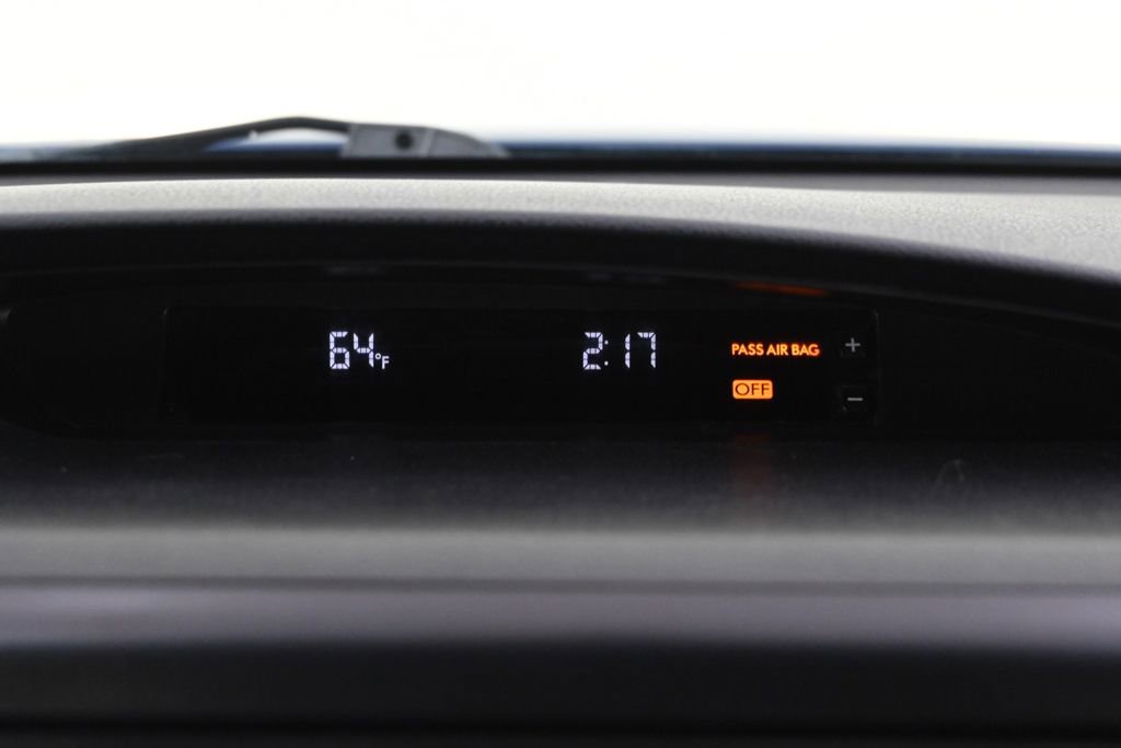 Used 2012 Subaru Forester 2.5X Premium w/ All-Weather Pkg image 28