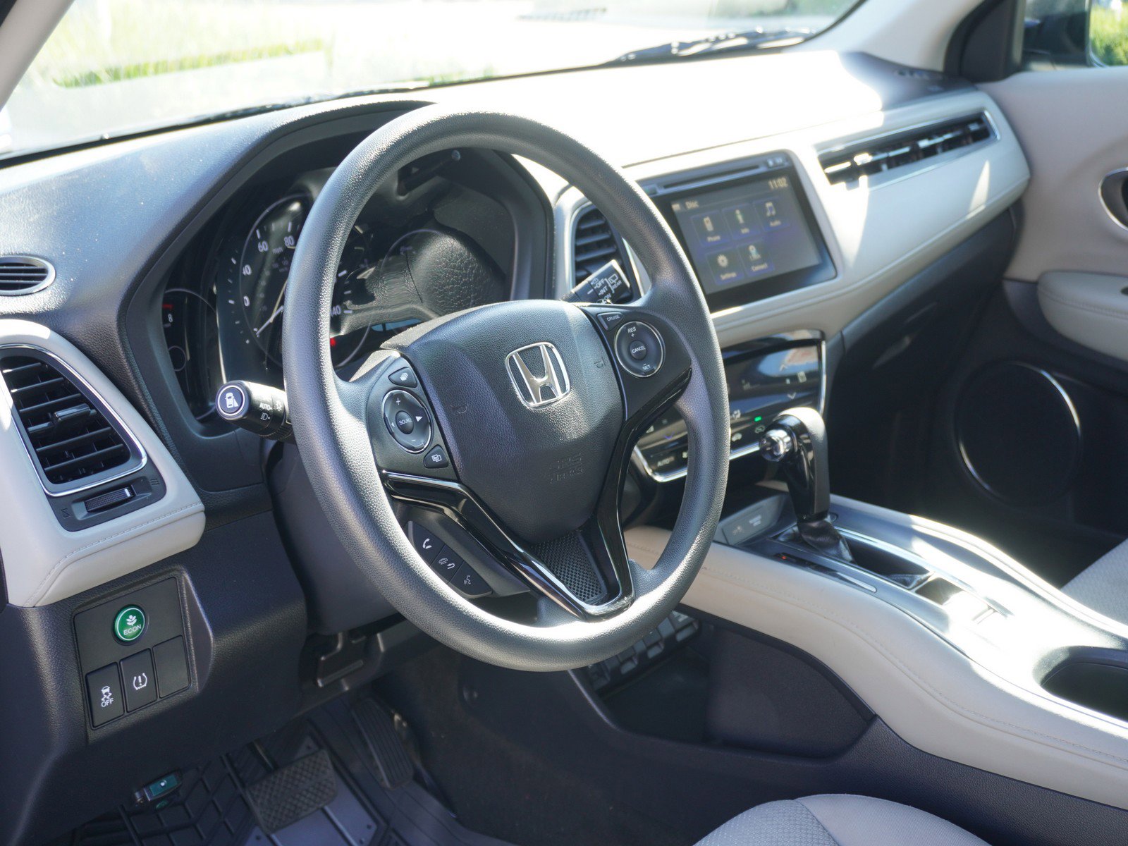 Used 2018 Honda HR-V EX image 19