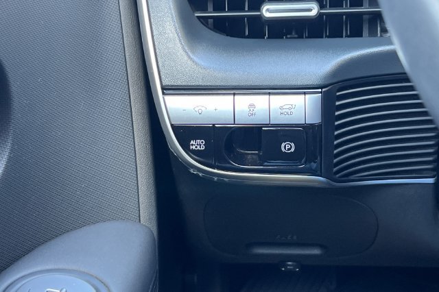 Used 2024 Hyundai Ioniq 5 SEL RWD image 34