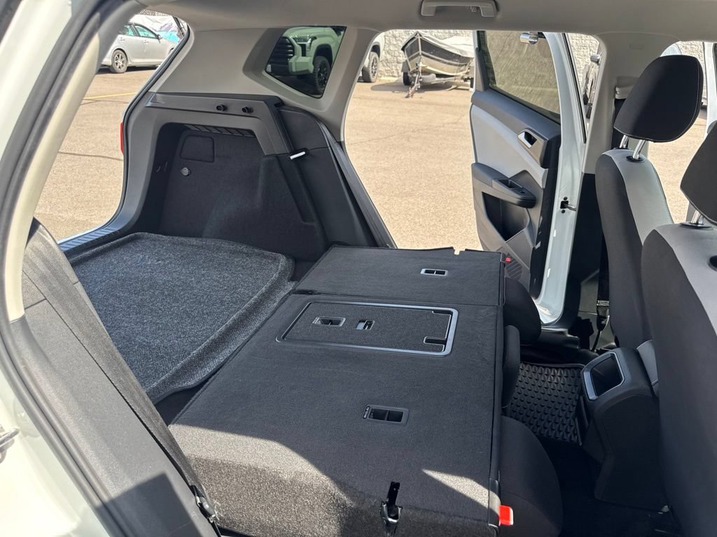 Used 2022 Volkswagen Taos S AWD/4WD image 17