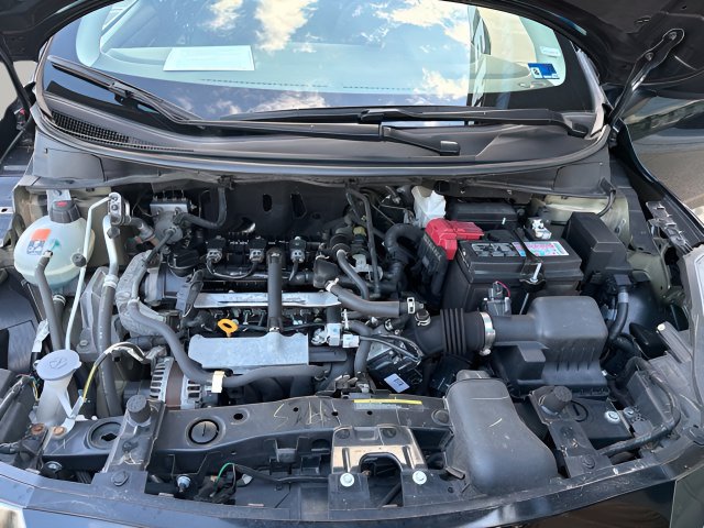 Used 2023 Nissan Versa SV FWD image 16
