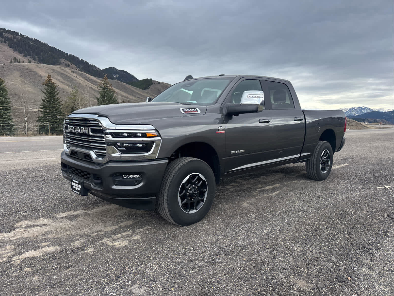 New 2025 RAM 3500 Laramie image 12