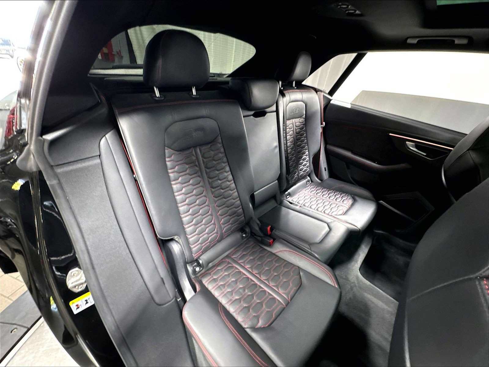 Used 2022 Audi RS Q8 AWD/4WD image 31