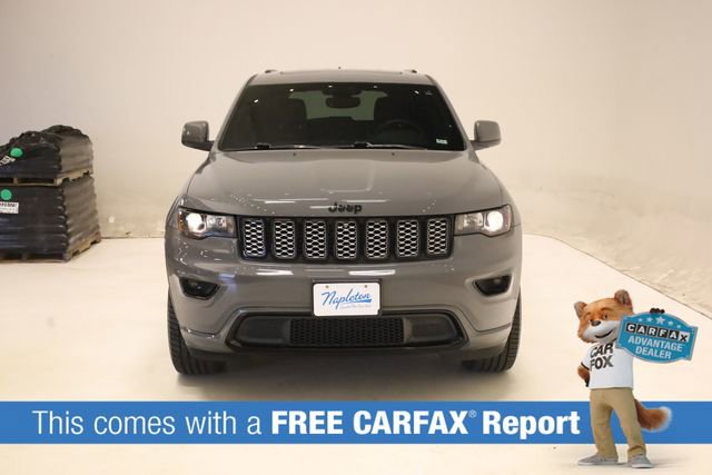 Used 2019 Jeep Grand Cherokee Altitude image 2