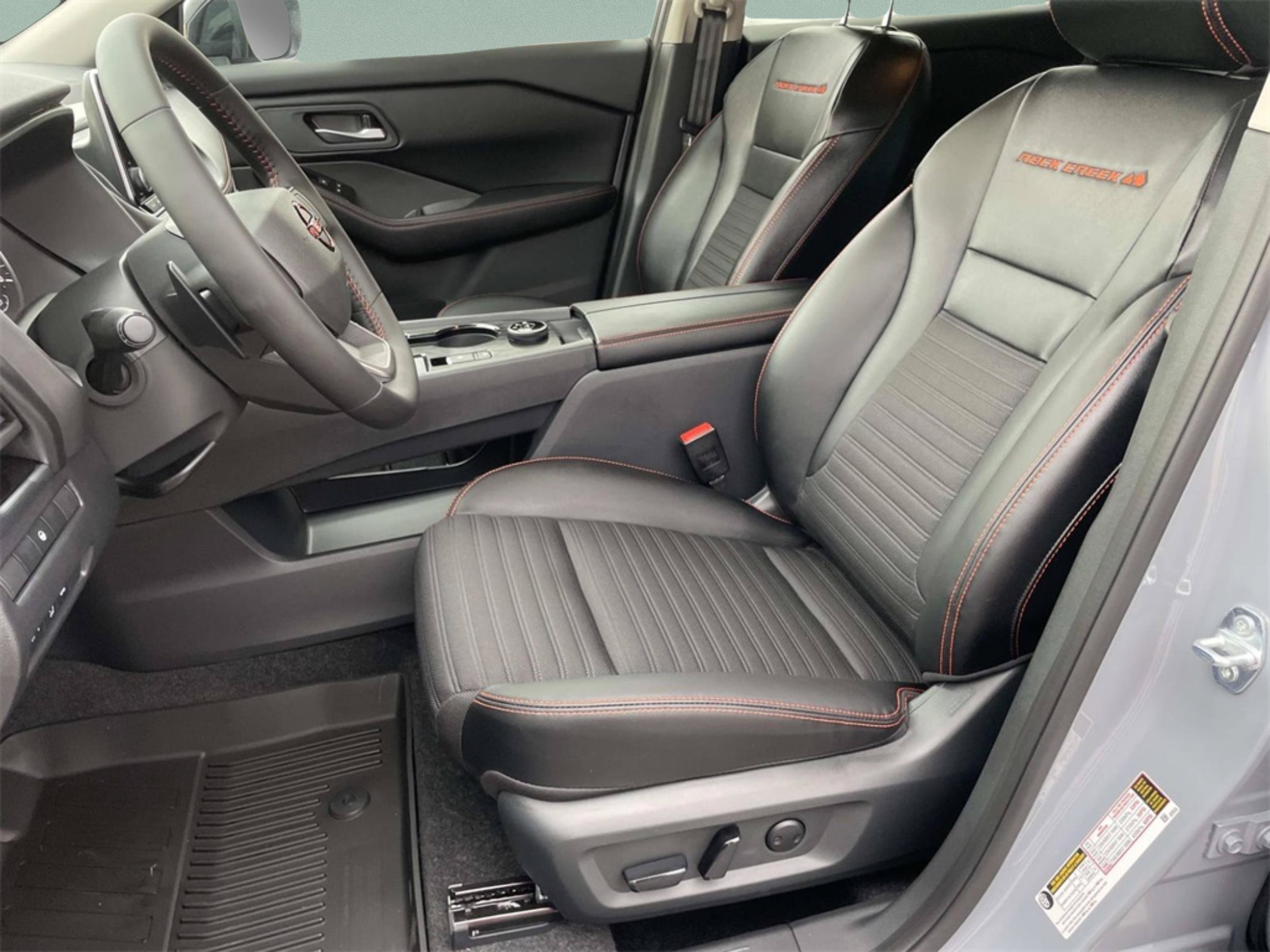 New 2026 Nissan Rogue SV AWD/4WD image 13