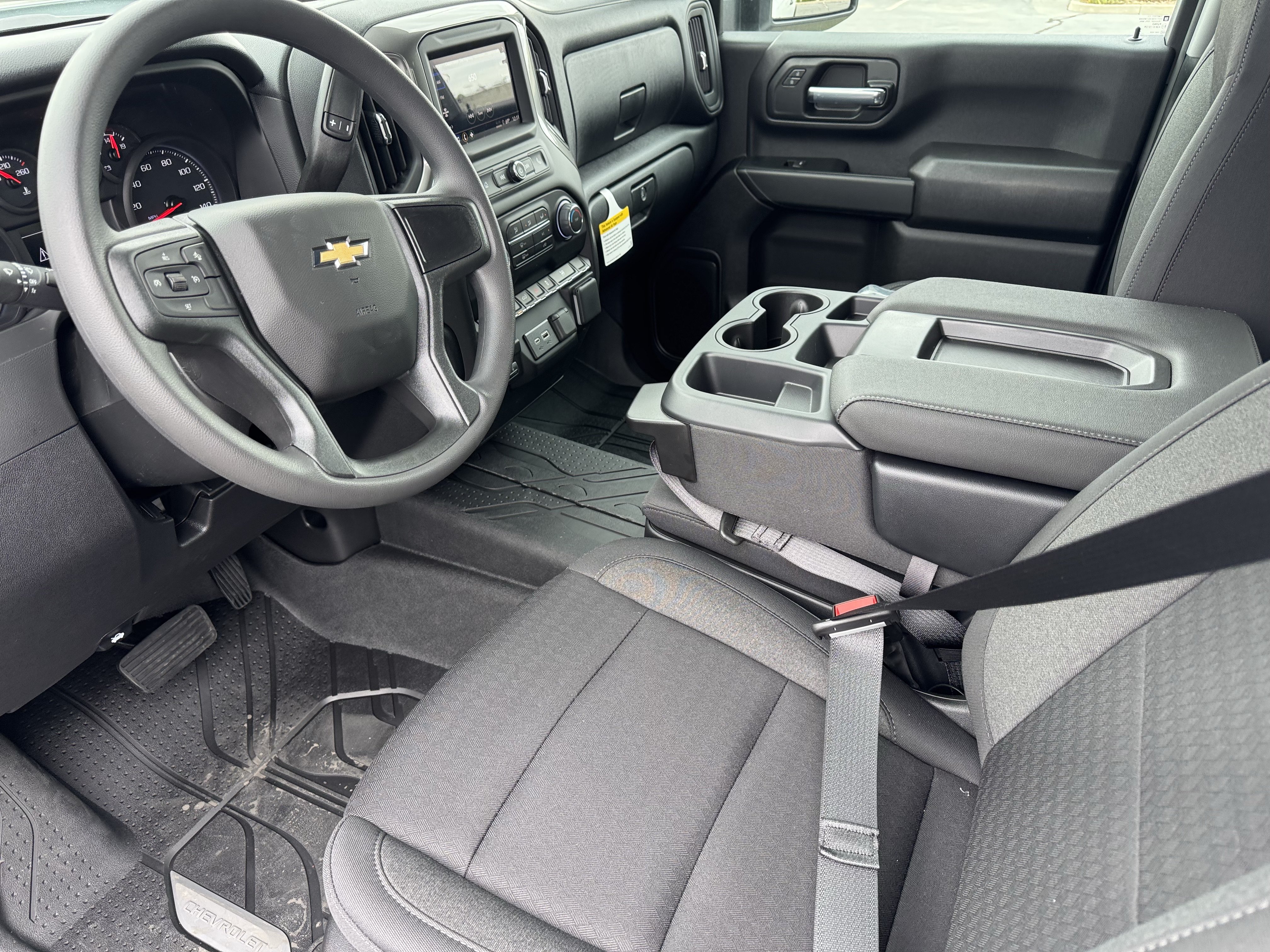 New 2026 Chevrolet Silverado 2500 Custom w/ Custom Value Package AWD/4WD image 9