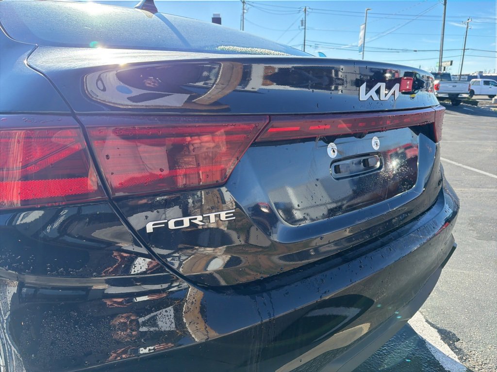 Used 2024 Kia Forte LXS image 6