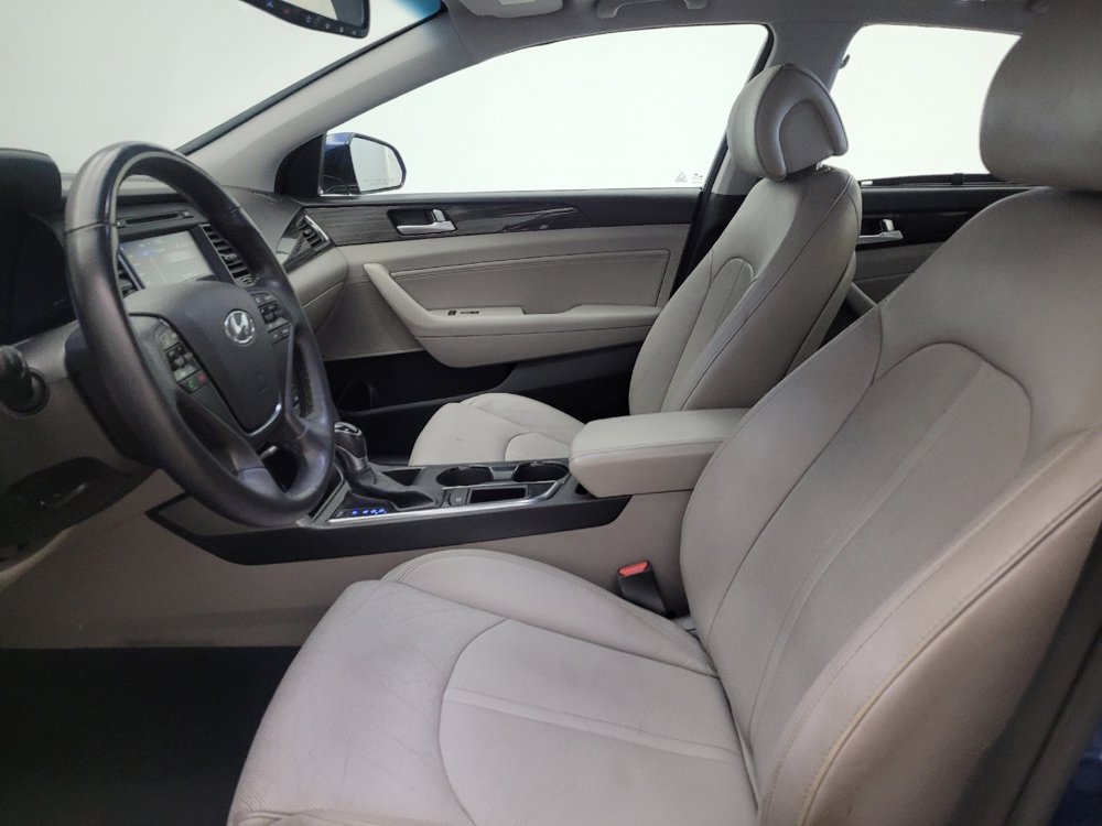 Used 2015 Hyundai Sonata Limited w/ Option Group 05 FWD image 17