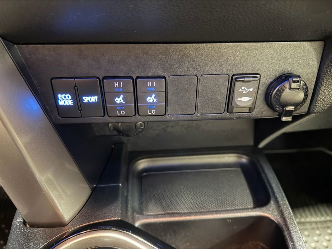Used 2018 Toyota RAV4 Limited w/ All Weather Liner Package AWD/4WD image 9
