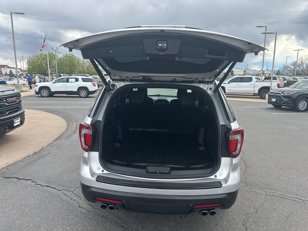 Used 2018 Ford Explorer Sport w/ Equipment Group 401A image 26