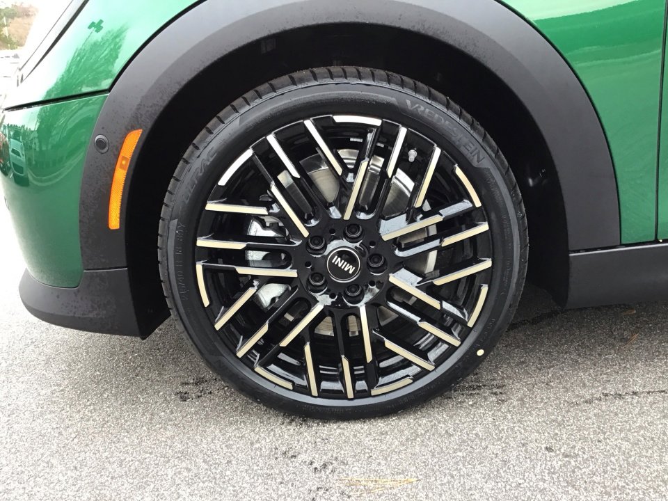 New 2026 MINI Cooper 4-Door Hardtop image 27