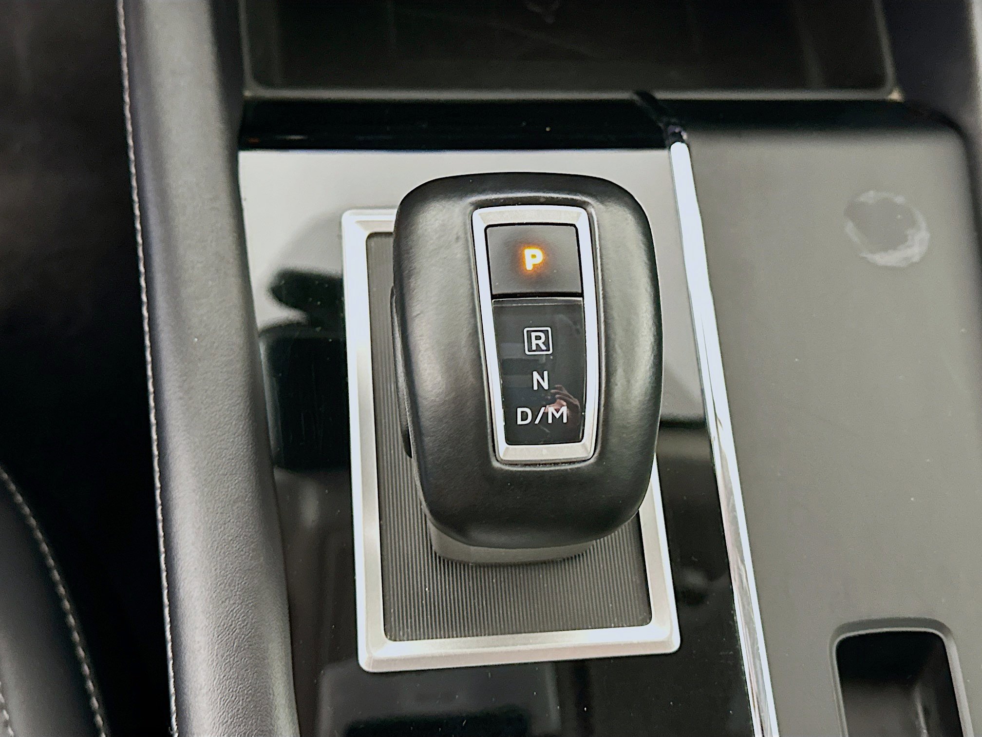 Used 2024 Mitsubishi Outlander SE image 24