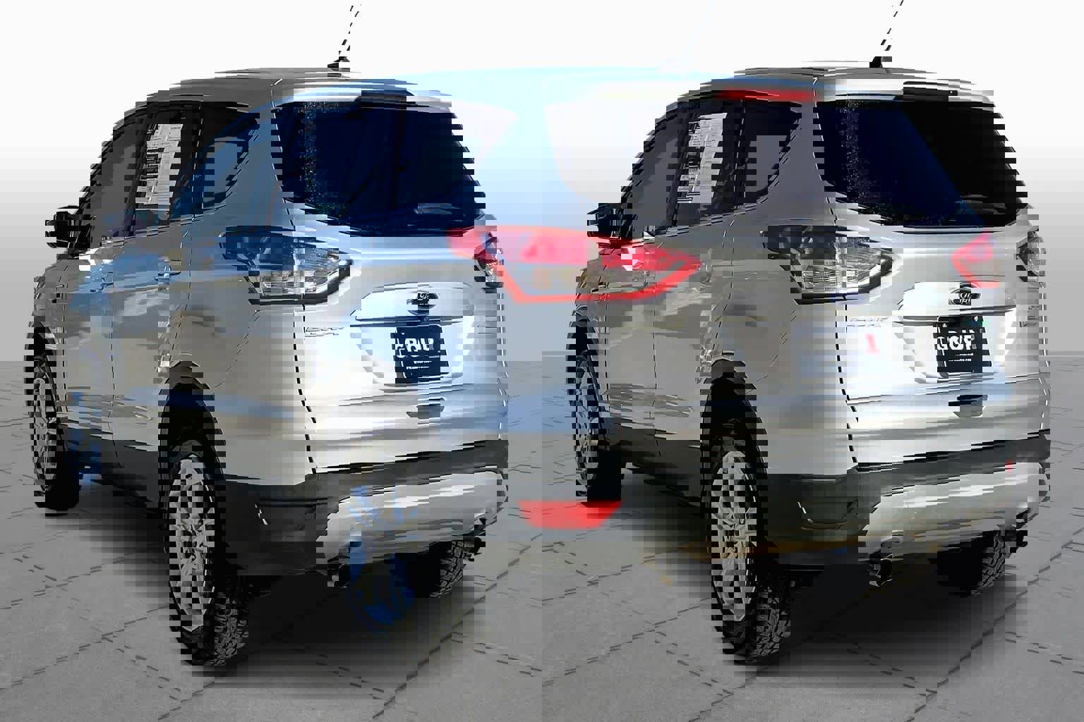 Used 2015 Ford Escape SE image 12