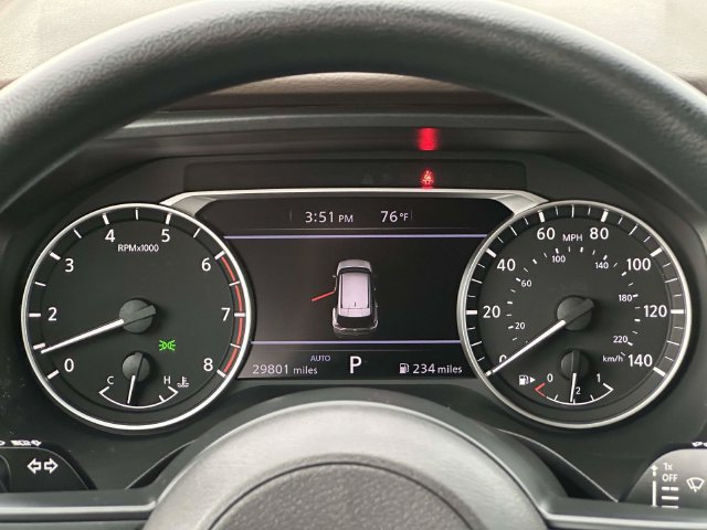 Used 2023 Nissan Rogue S AWD/4WD image 25