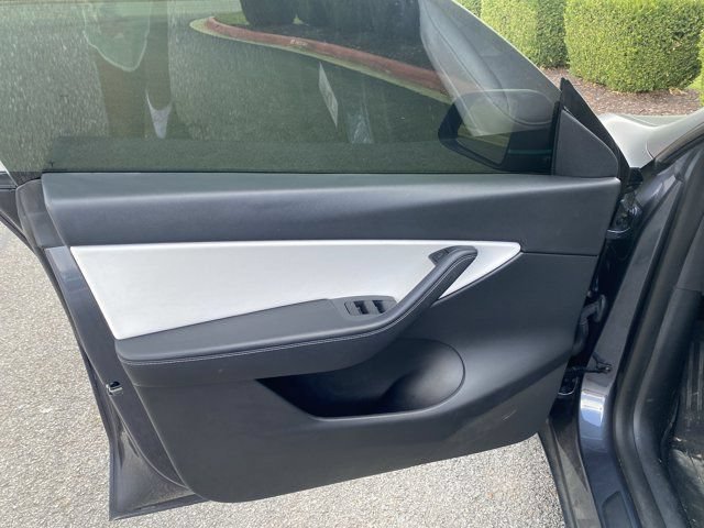 Used 2021 Tesla Model Y Performance AWD/4WD image 15