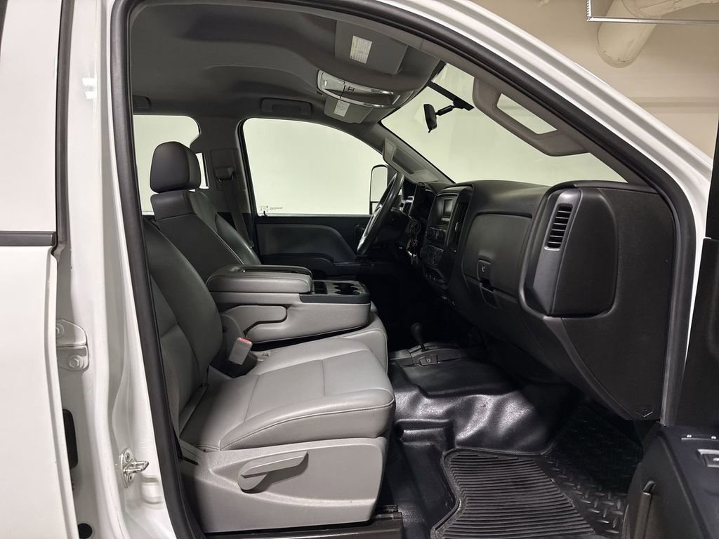 Used 2016 Chevrolet Silverado 2500 W/T image 20