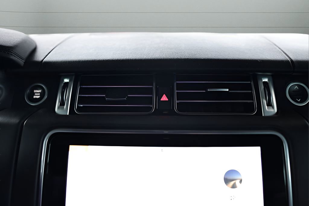 Used 2021 Land Rover Range Rover P525 Westminster Edition image 48