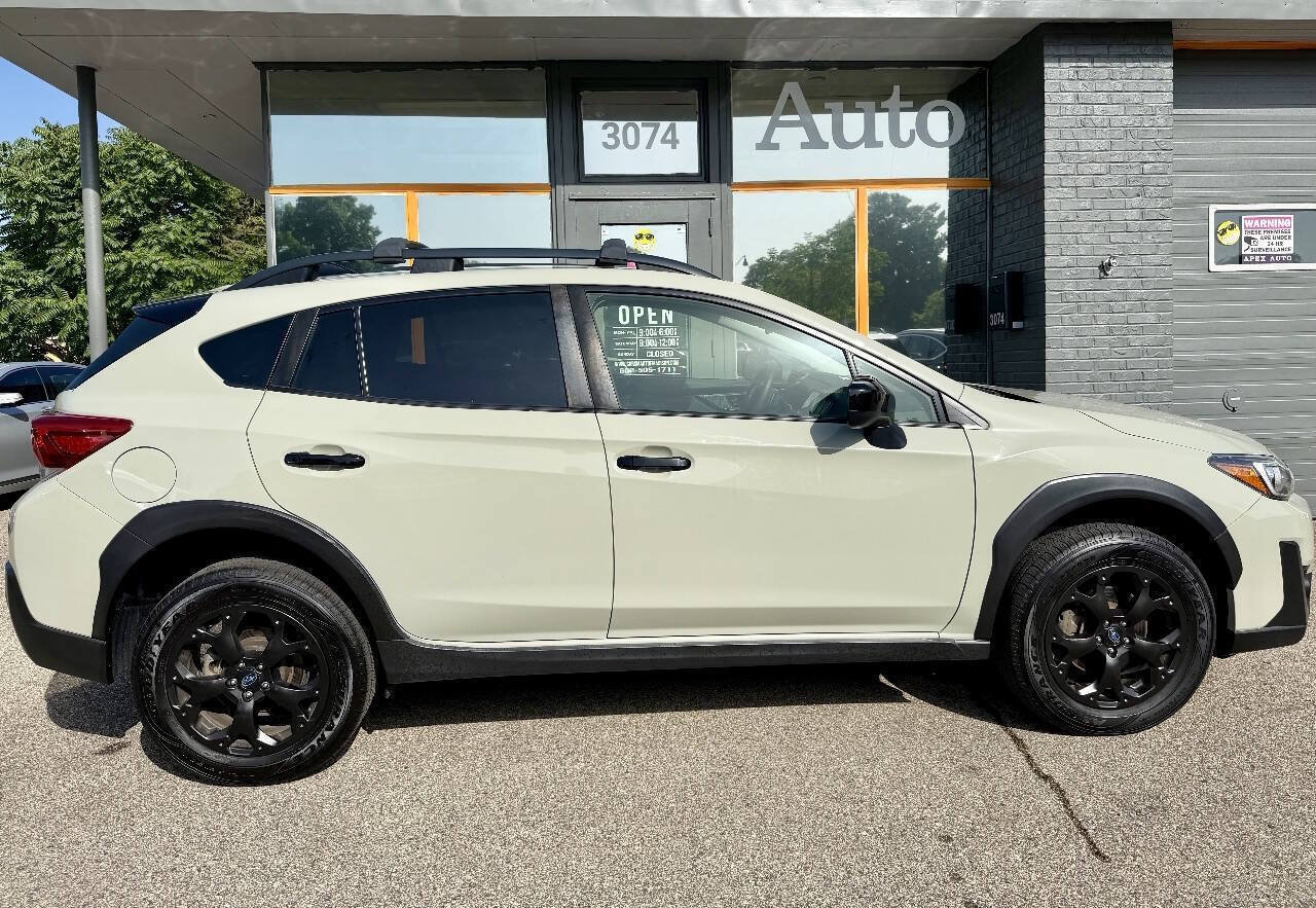 Used 2023 Subaru Crosstrek 2.0i Premium w/ Special Edition AWD/4WD image 2