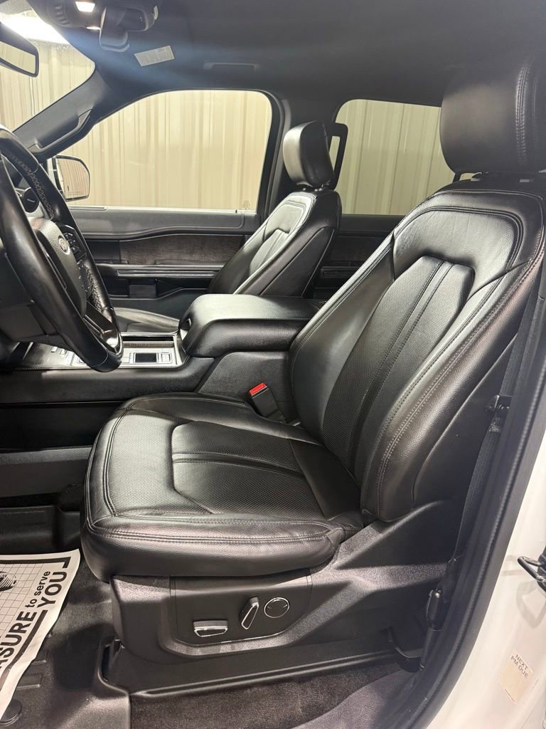 Used 2018 Ford Expedition Max Limited RWD image 11
