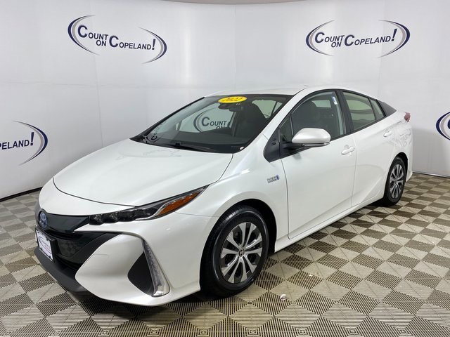 Certified 2022 Toyota Prius Prime XLE image 3