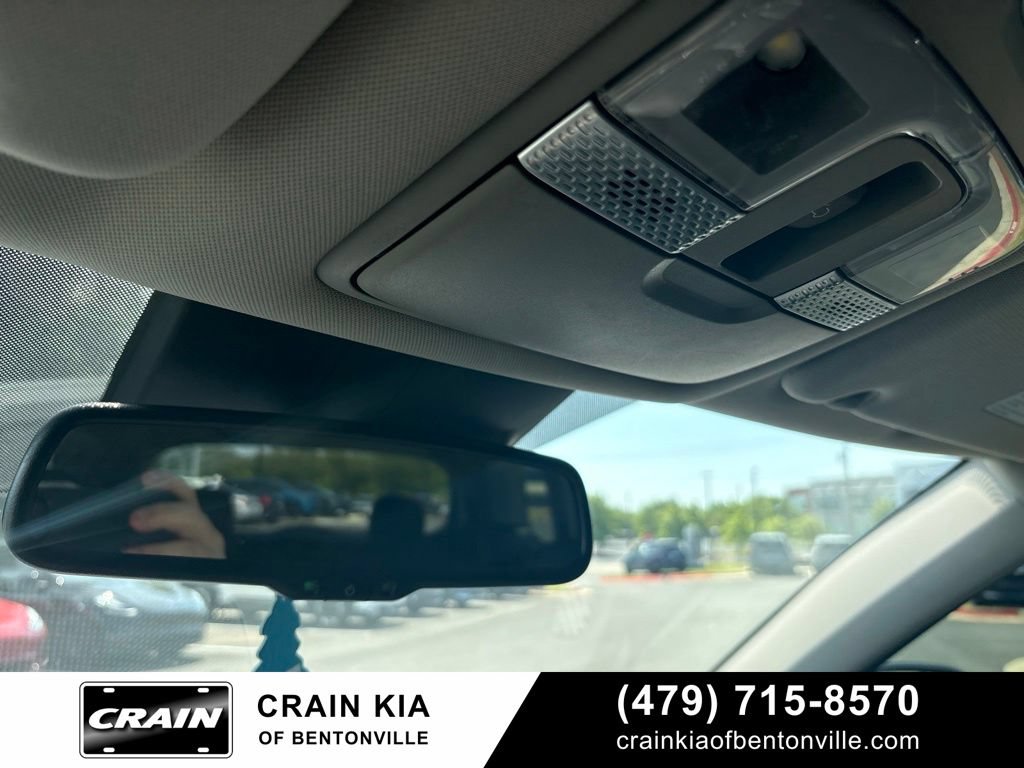Certified 2023 Kia Telluride EX w/ EX Captain's Chair Package AWD/4WD image 23