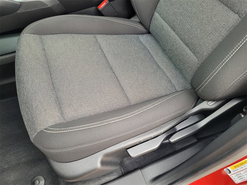 Used 2025 GMC Terrain Elevation image 11