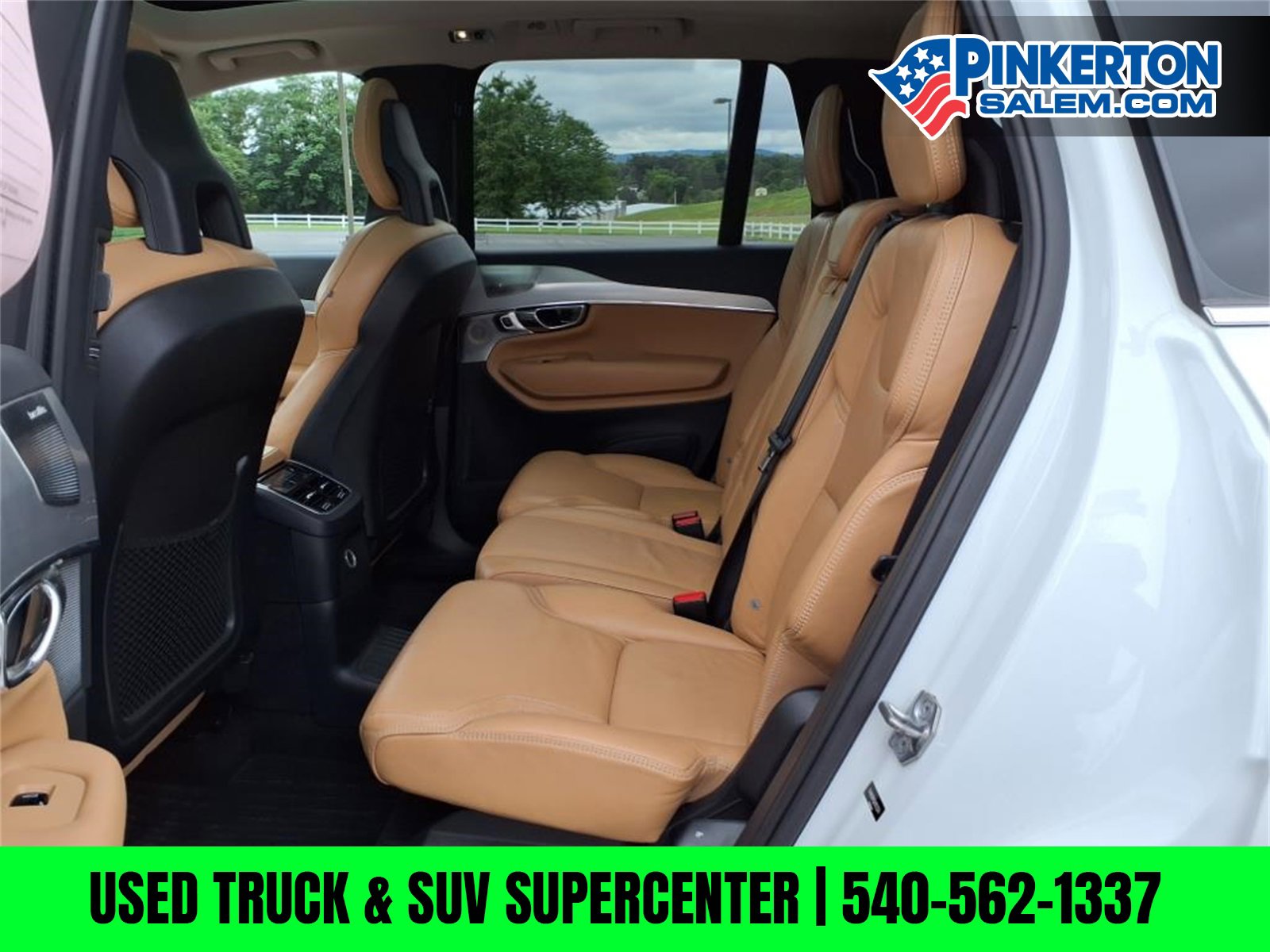 Used 2016 Volvo XC90 T8 Momentum image 13