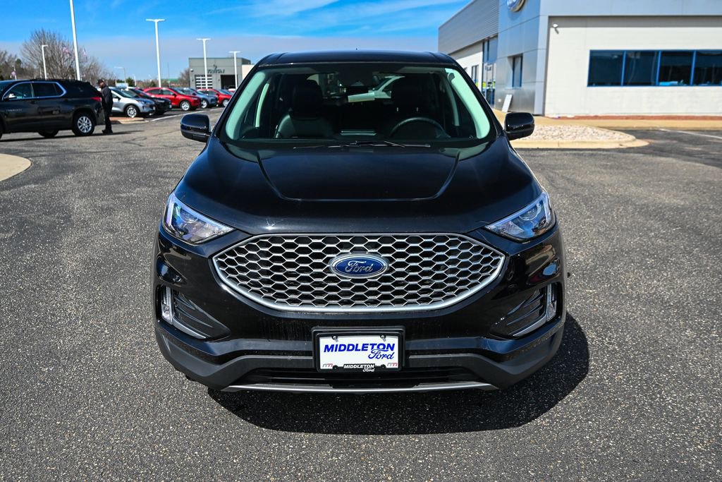 Certified 2024 Ford Edge SEL w/ Convenience Package AWD/4WD image 10