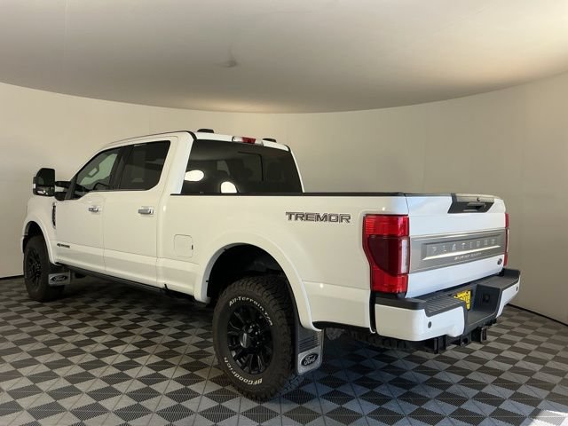 Certified 2022 Ford F350 Platinum w/ Tremor Off-Road Package AWD/4WD image 6