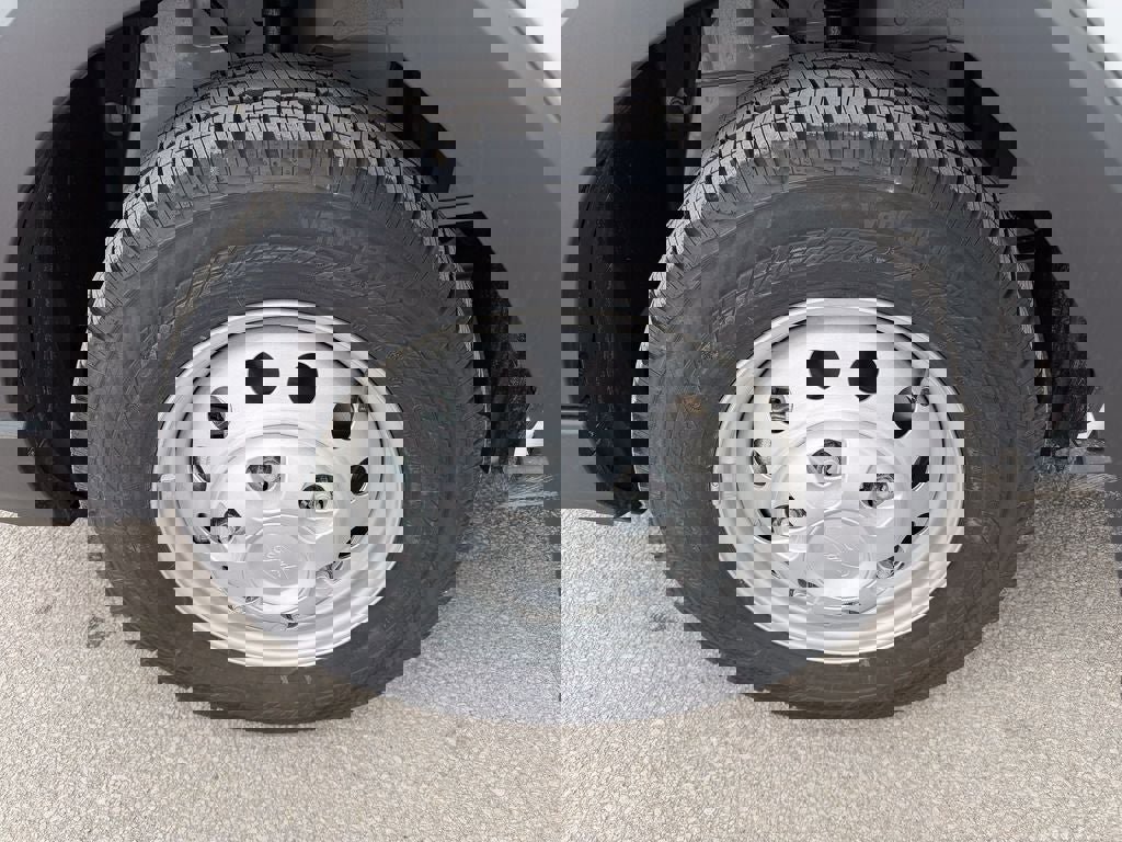 New 2026 Ford Transit 250 148 Medium Roof Extended AWD w/ Load Area Protection Package image 27