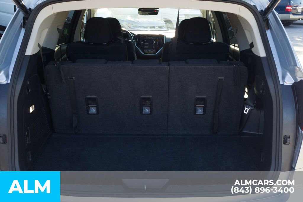 Used 2025 Subaru Ascent Premium AWD/4WD image 8