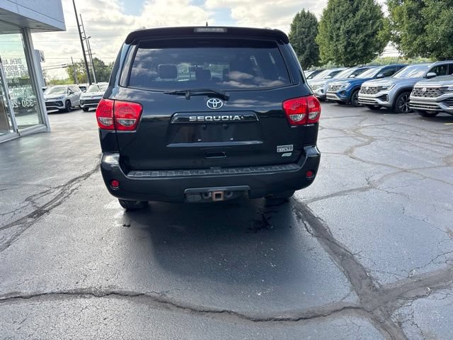 Used 2014 Toyota Sequoia SR5 w/ Premium Package AWD/4WD image 6