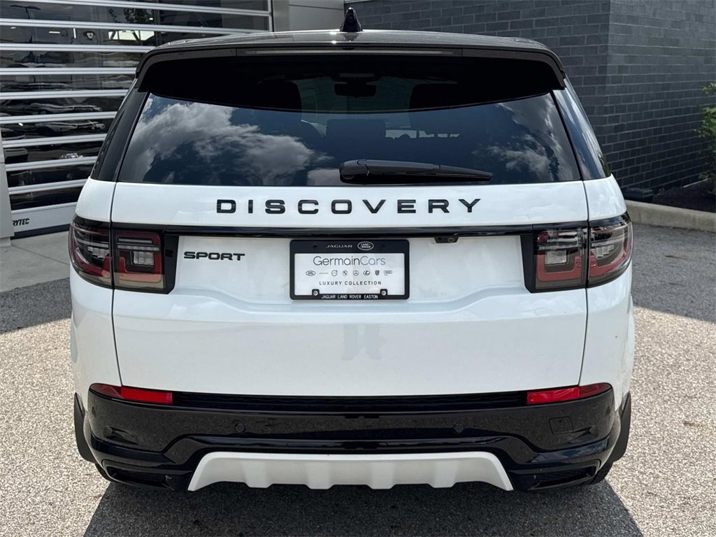 Certified 2024 Land Rover Discovery Sport Dynamic SE image 6