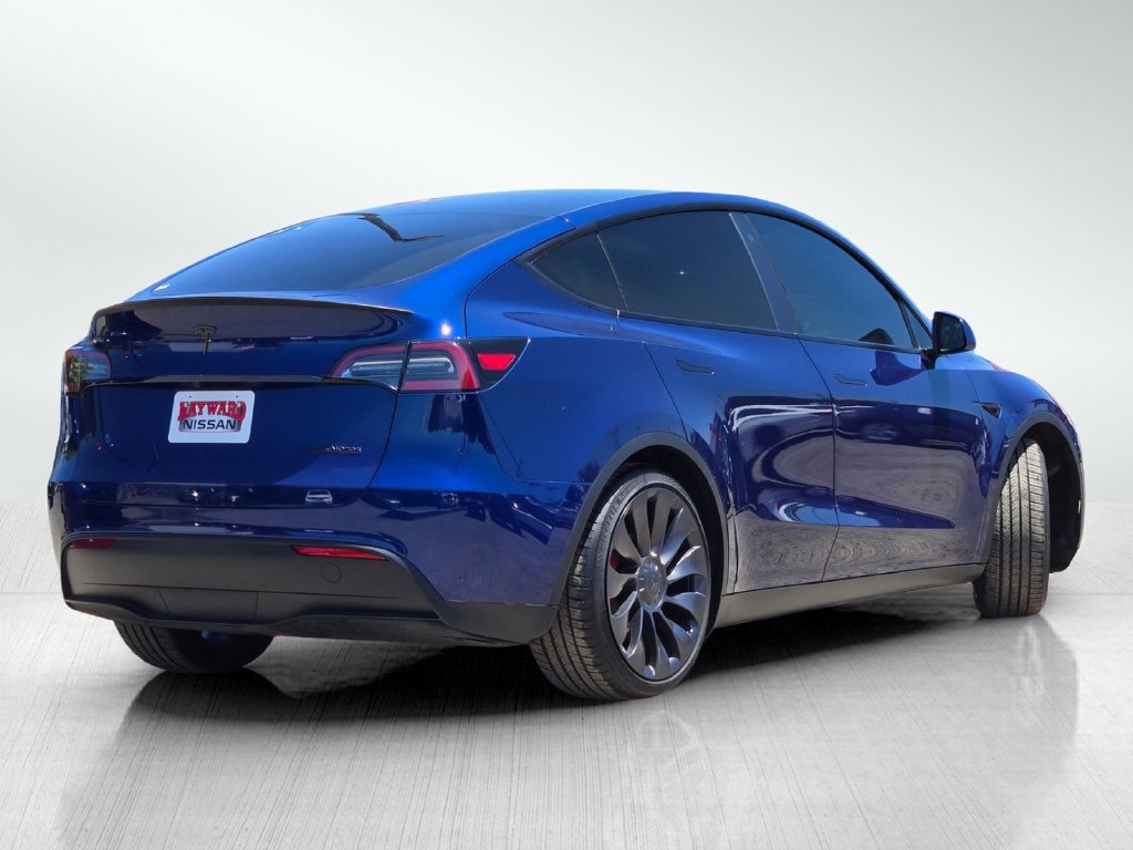 Used 2023 Tesla Model Y Performance AWD/4WD image 5