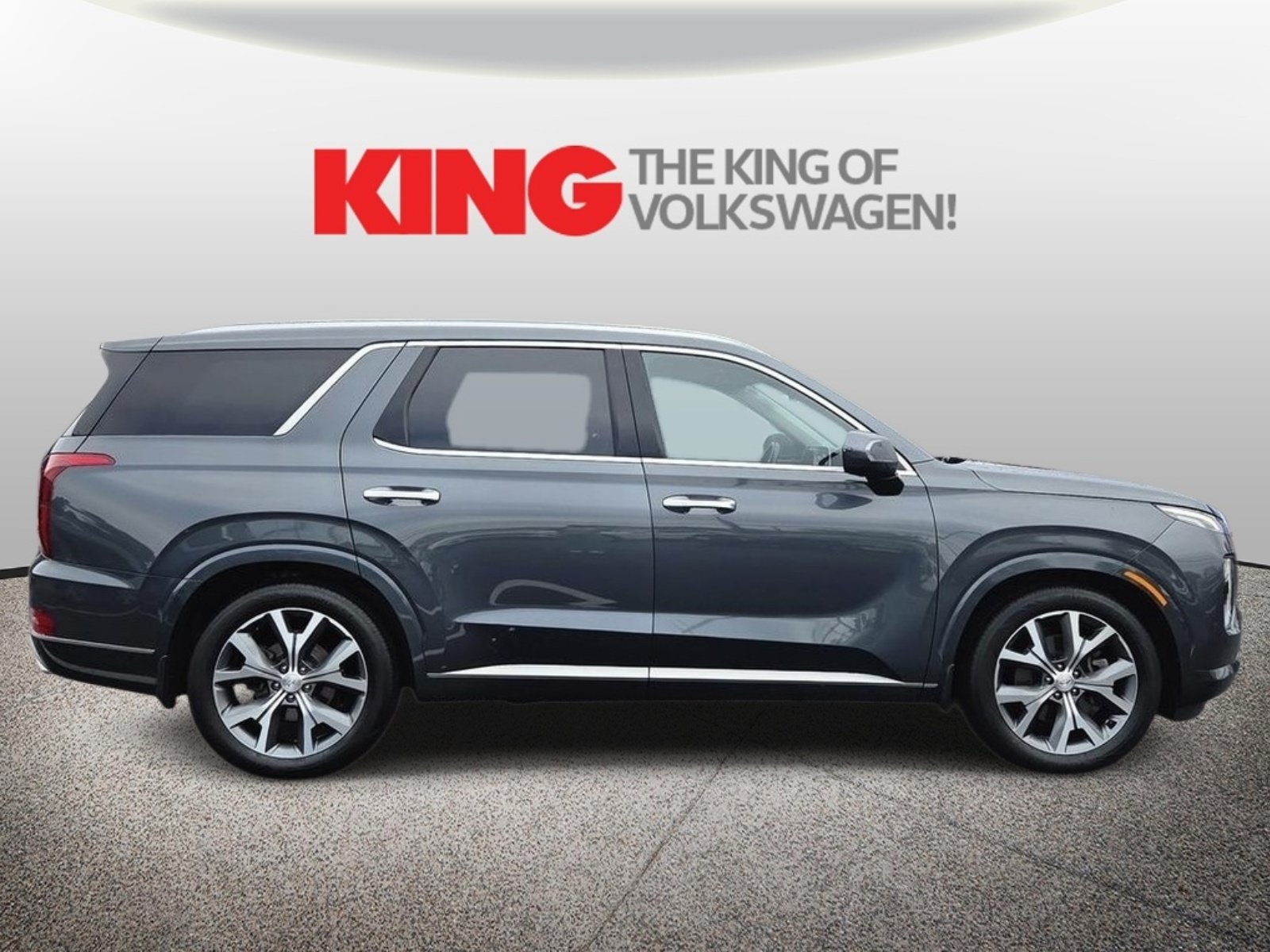 Used 2022 Hyundai Palisade Limited w/ Winter Package AWD/4WD image 2