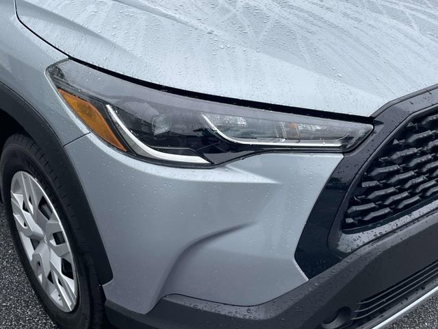 Used 2024 Toyota Corolla Cross L FWD image 2